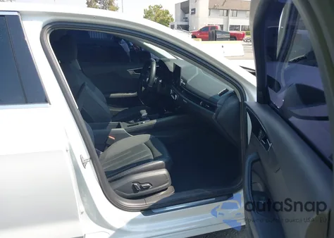 2021 Audi A4 Premium 40 Tfsi Quattro S Tronic z USA, uszkodzony, nr VIN WAUABAF46MN007586